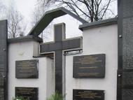 A sztálinizmus áldozataira emlékeztek a szolyvai emlékparkban