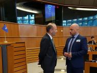 MKP: néppárti határozat és európai parlamenti kerekasztal-beszélgetés a szlovákiai politikai válságról