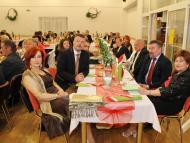 Az MKP szenci járási bálja Félben