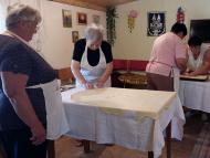 Túrós rétes, mákos rétes, jó tele tállal...