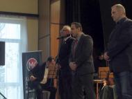 Telt ház Nemesócsán is