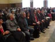 Telt ház Nemesócsán is