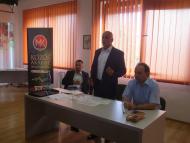 Menyhárt József: Fenn kell tartani a kapcsolatot a régiókkal