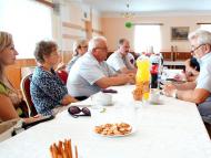 Jobb egyszer látni, mint százszor hallani