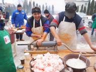 Disznótoros Vezekényen, majd Alsószeliben