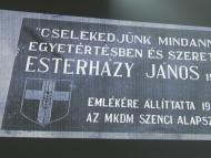 Esterházy János mindannyiunk példaképe lehetne