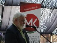 Esterházy János mindannyiunk példaképe lehetne