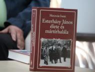 Esterházy János mindannyiunk példaképe lehetne