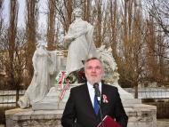 Március 15-én, a pozsonyi Petőfi-szobornál