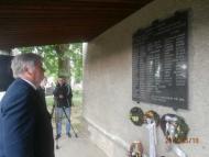 Fejet hajtunk a háború áldozatainak emléke előtt Szepsiben