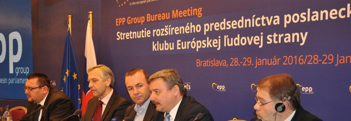 Európai néppárti vezetők tárgyaltak Pozsonyban, az MKP aktív részvételével