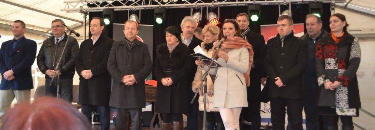 Fergeteges kampányrendezvény Királyhelmecen