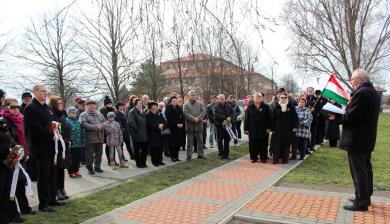 Ünnepi megemlékezés Ekelen